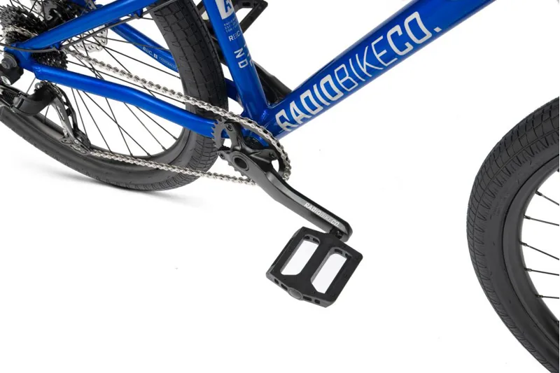 Radio Fiend Dirt Jump Bike - Candy Blue-11